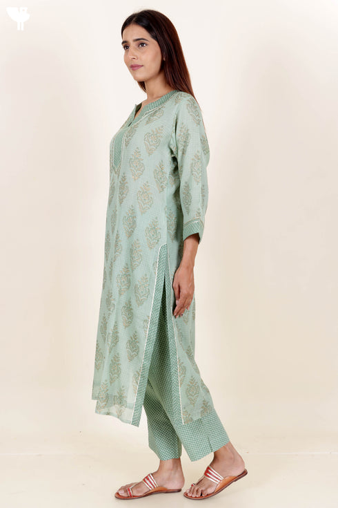 Kota Doria Kurta- Dupatta And Pant Set